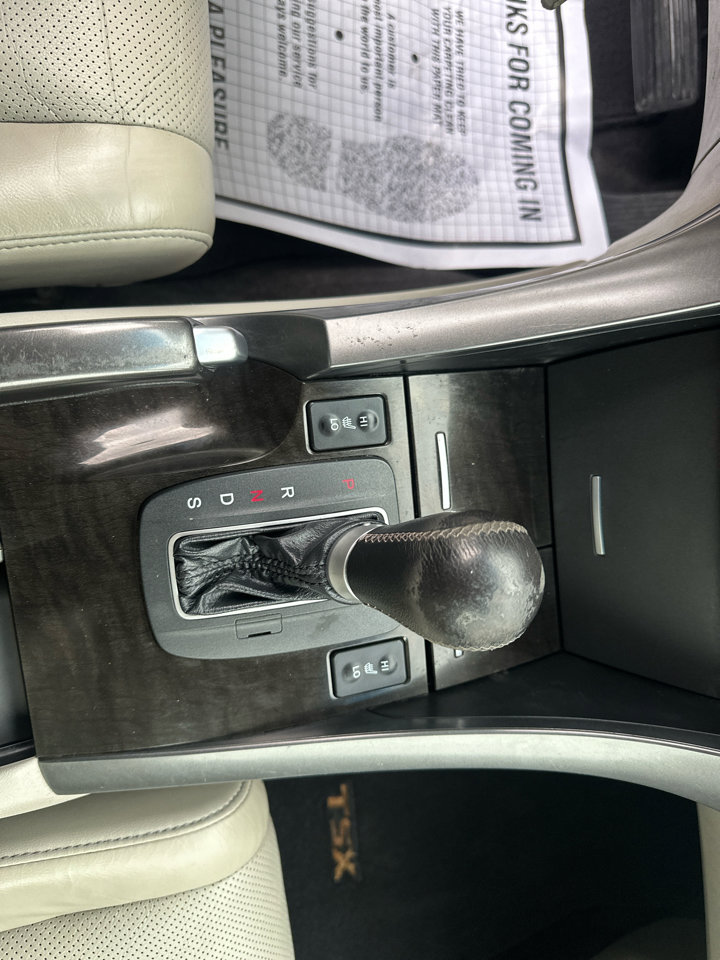 Used 2011 Acura TSX Sport Wagon image 14