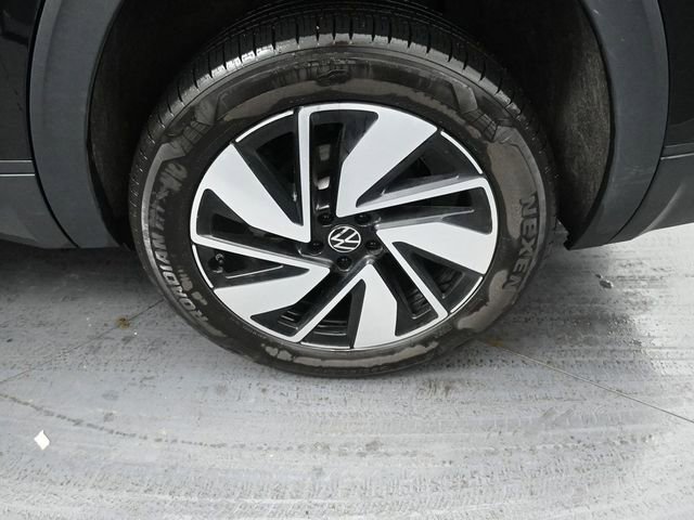 Used 2025 Volkswagen Atlas SE AWD/4WD image 12