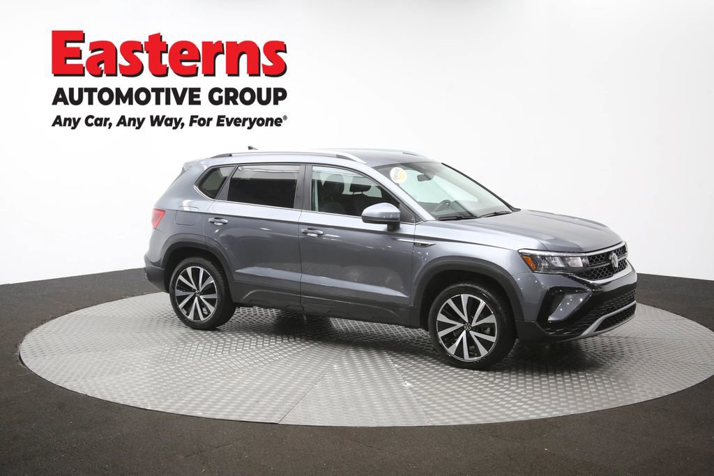 Used 2024 Volkswagen Taos SE FWD image 46