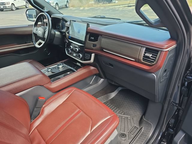 Used 2022 Ford Expedition Limited AWD/4WD image 17