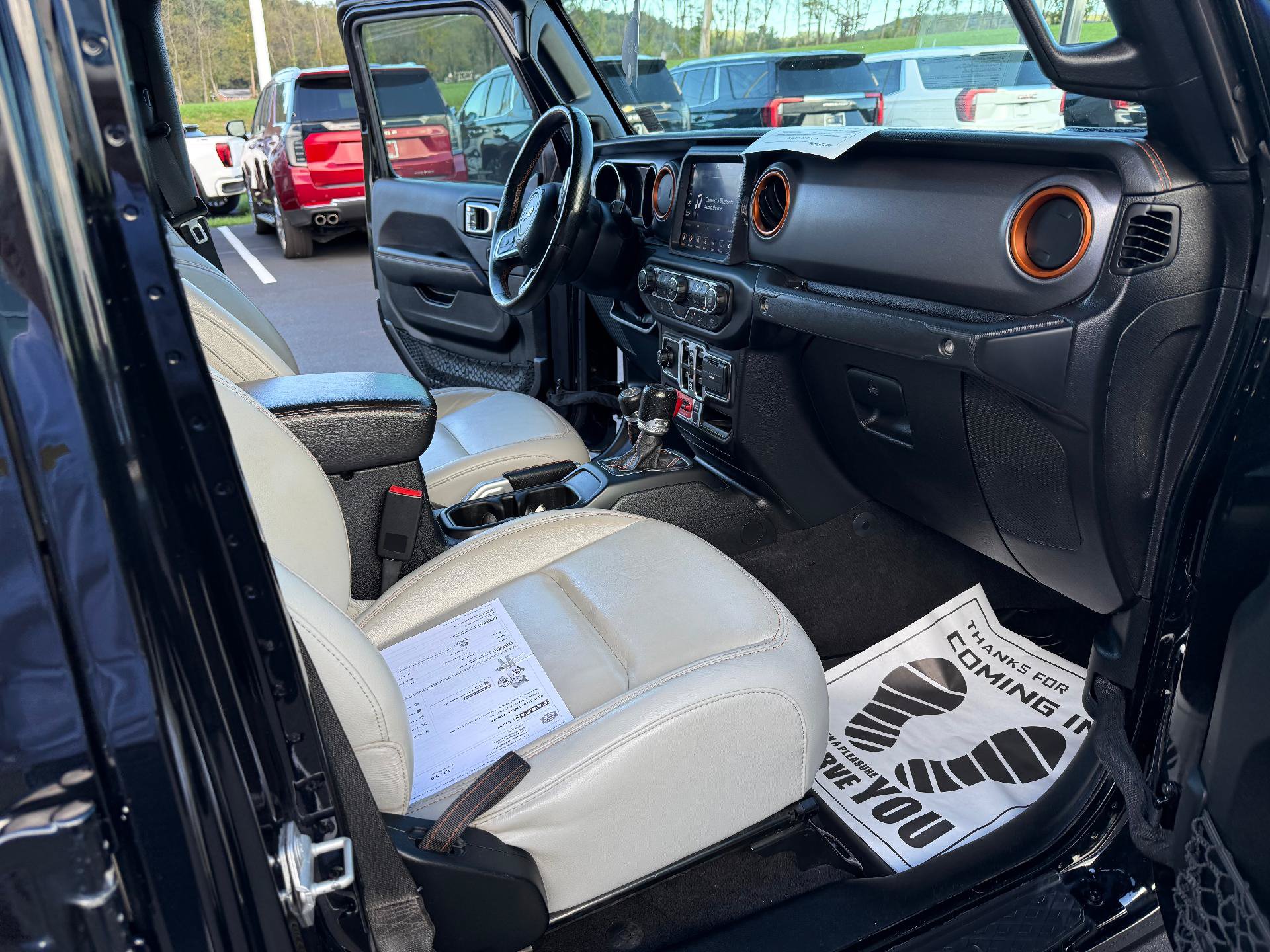 Used 2021 Jeep Gladiator Mojave AWD/4WD image 17