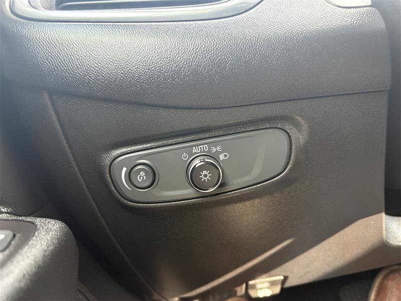 Used 2019 Chevrolet Equinox LT image 22