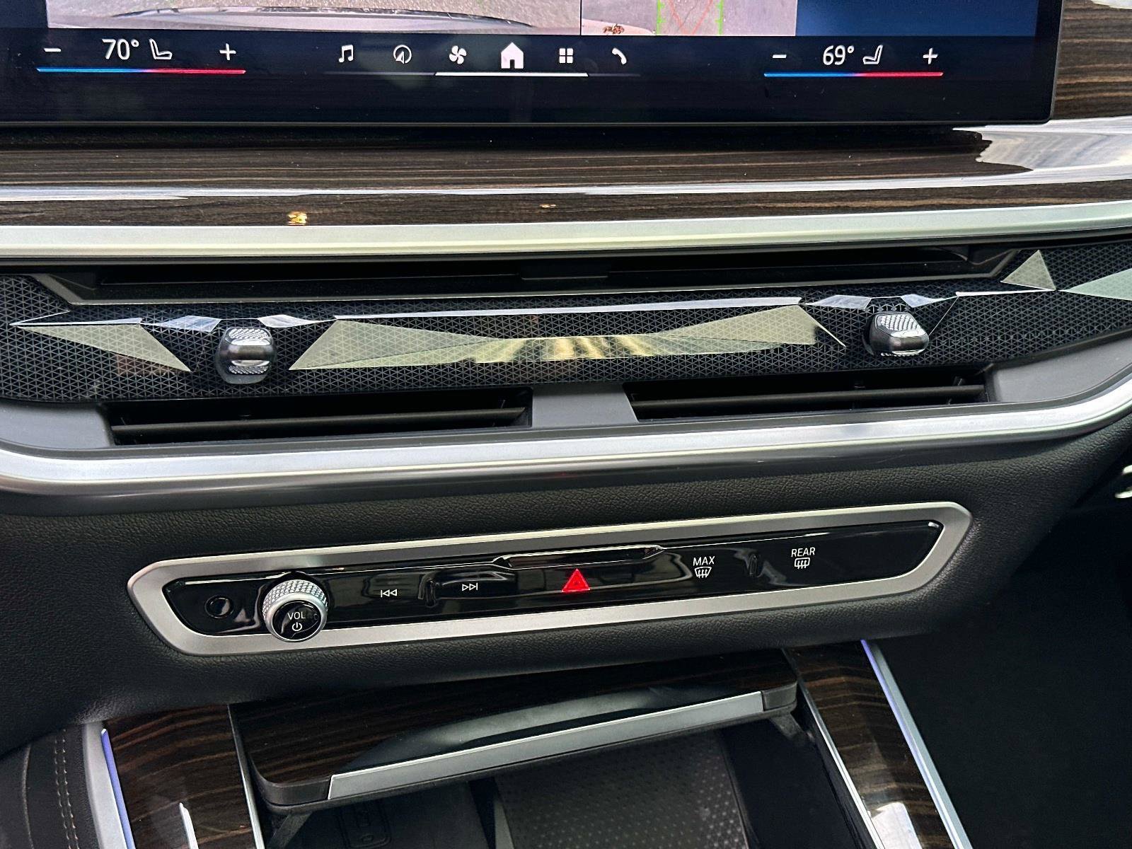 Used 2024 BMW X5 xDrive40i w/ Premium Package image 22