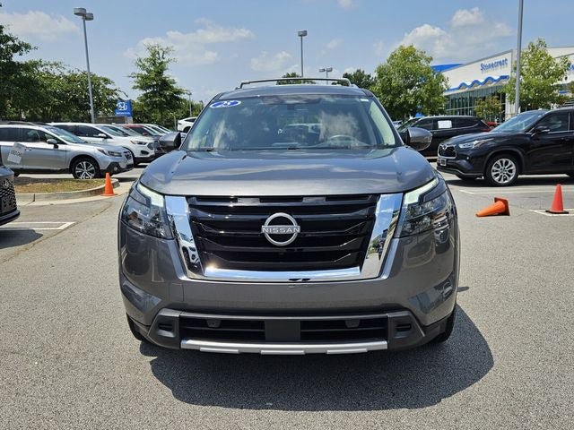 Used 2025 Nissan Pathfinder Platinum w/ Cargo Package FWD image 3