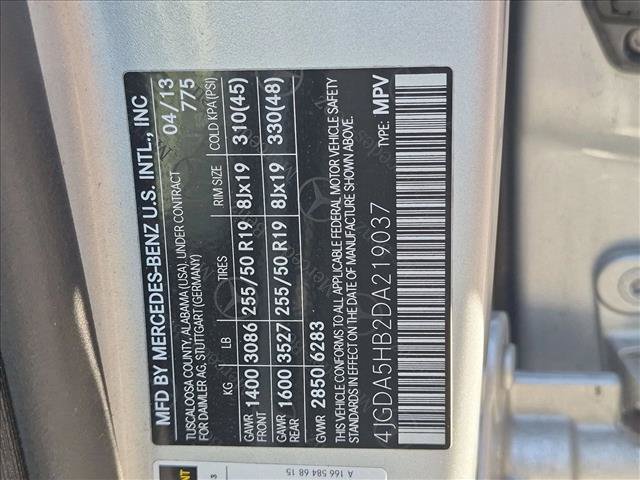 Used 2013 Mercedes-Benz ML 350 4MATIC image 23