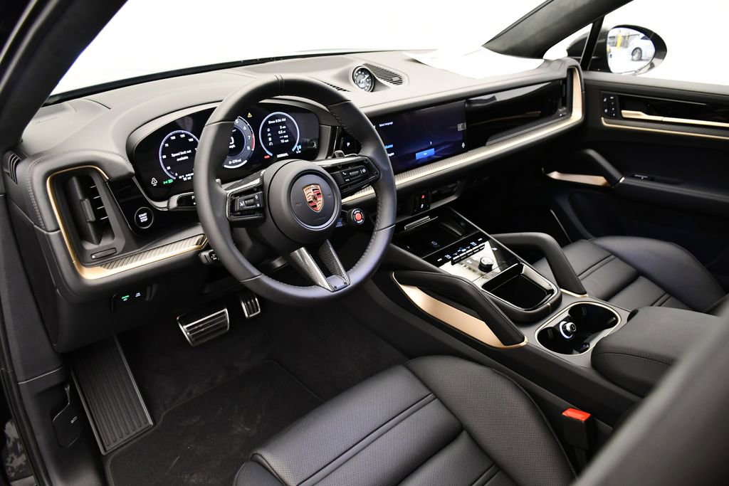 New 2026 Porsche Cayenne Turbo GT AWD/4WD image 4