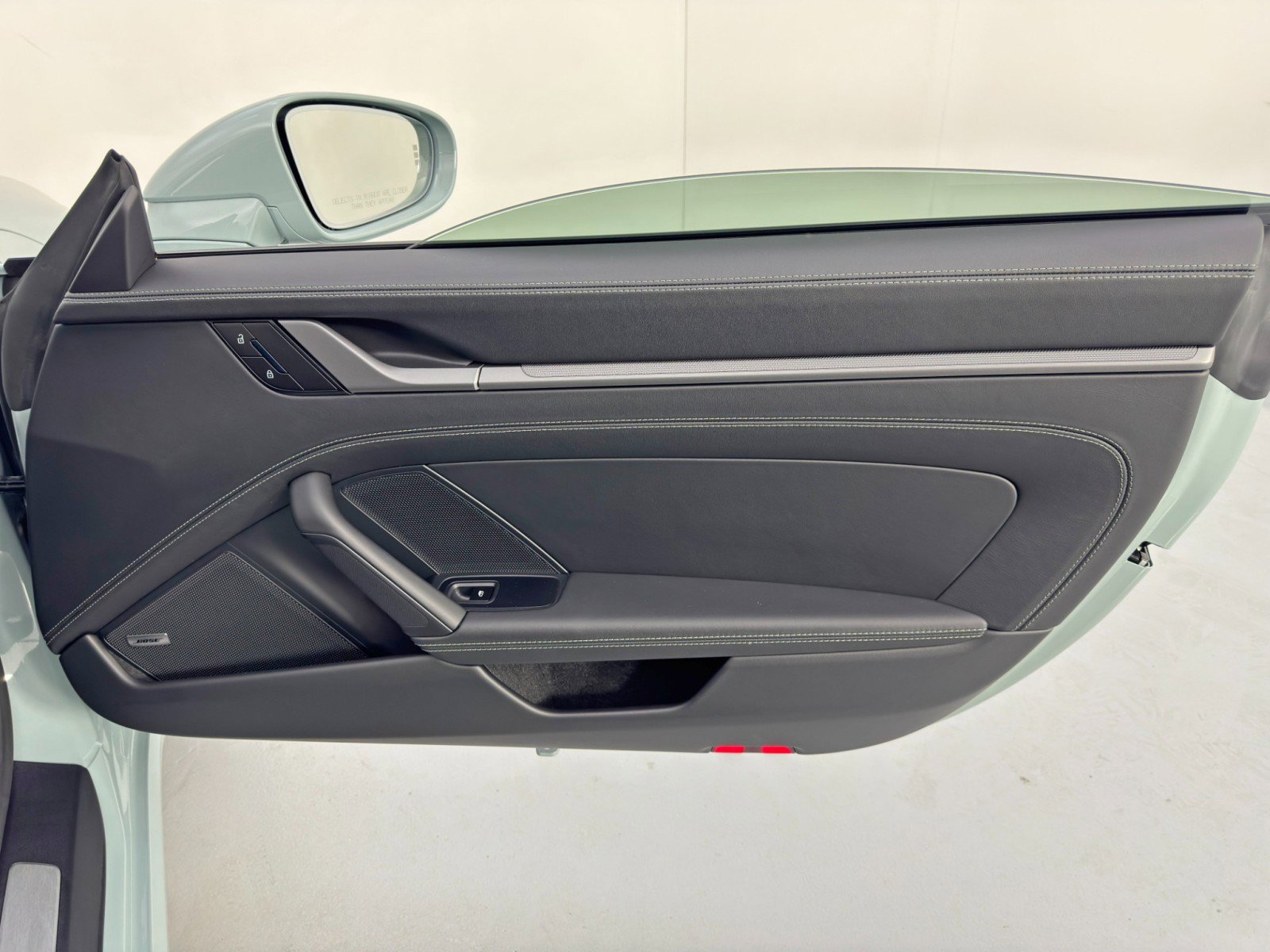 Used 2025 Porsche 911 Carrera image 46