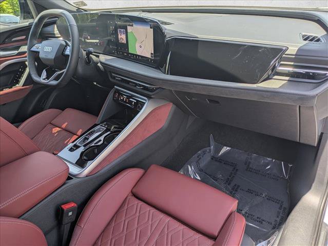 Used 2025 Audi SQ5 Premium Plus AWD/4WD image 24