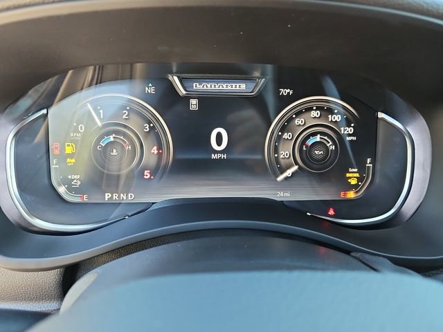 New 2026 RAM 2500 Laramie AWD/4WD image 14