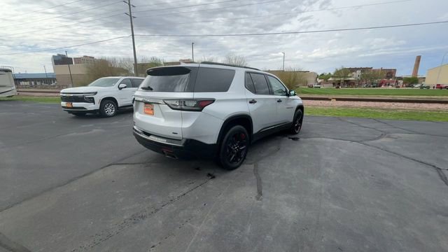 Used 2021 Chevrolet Traverse Premier w/ Redline Edition AWD/4WD image 8