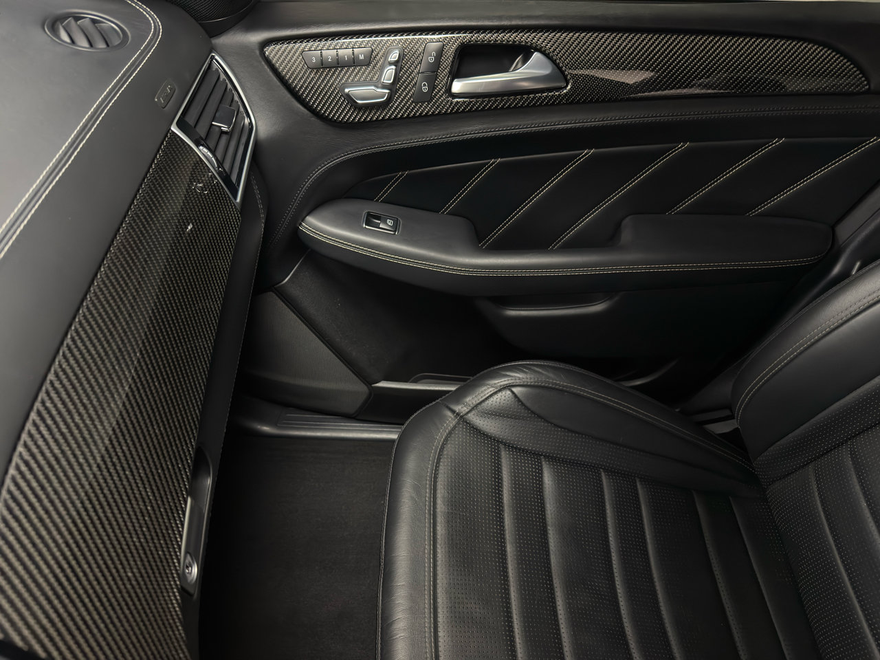 Used 2016 Mercedes-Benz GLE 63 AMG 4MATIC image 28