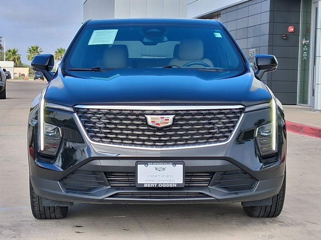 Certified 2024 Cadillac XT4 Luxury FWD image 2