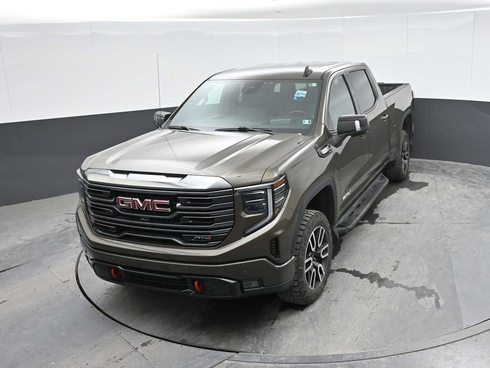 Used 2023 GMC Sierra 1500 AT4 w/ AT4 Premium Package AWD/4WD image 31