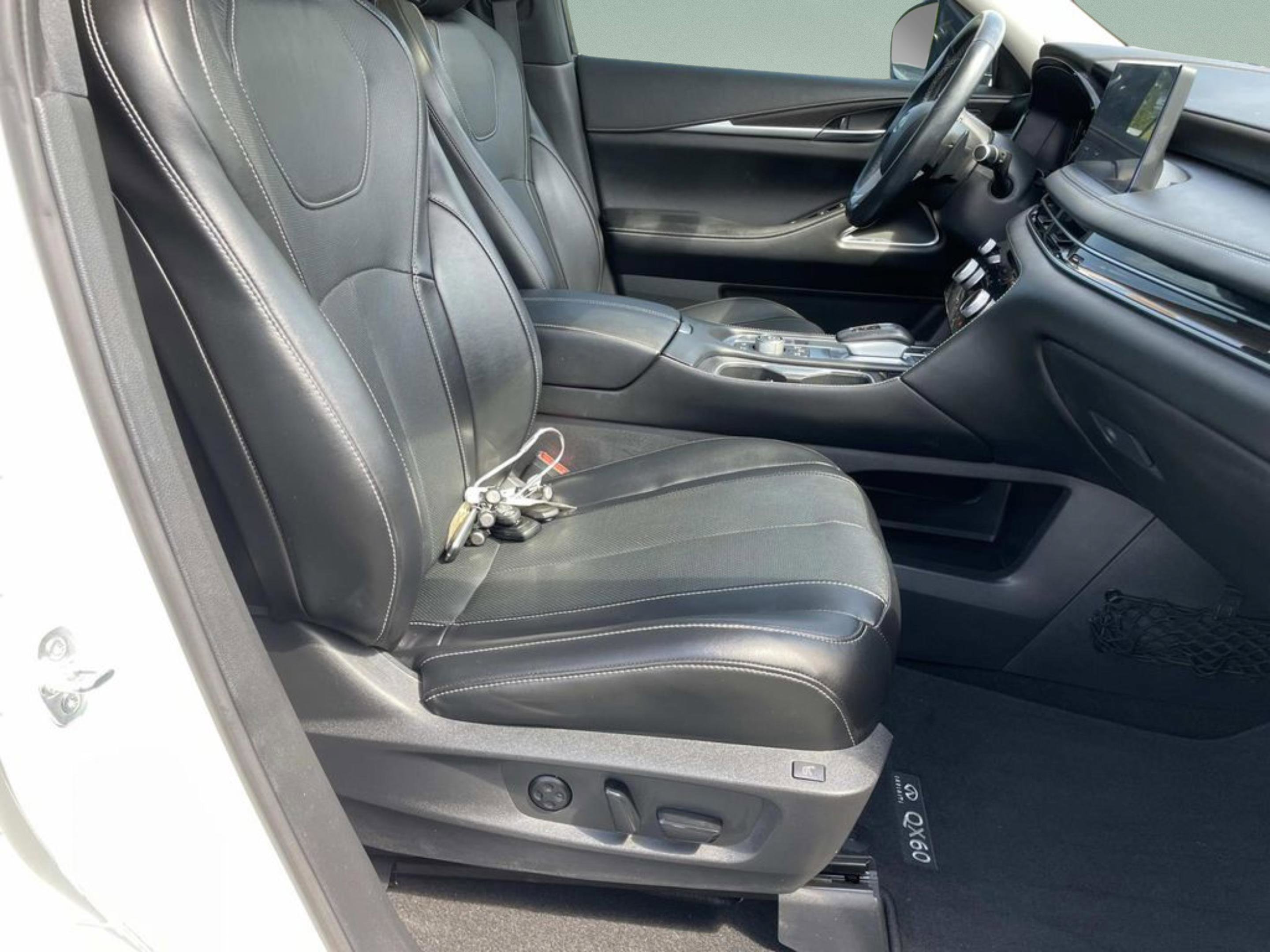 Used 2023 INFINITI QX60 Sensory w/ Vision Package image 22