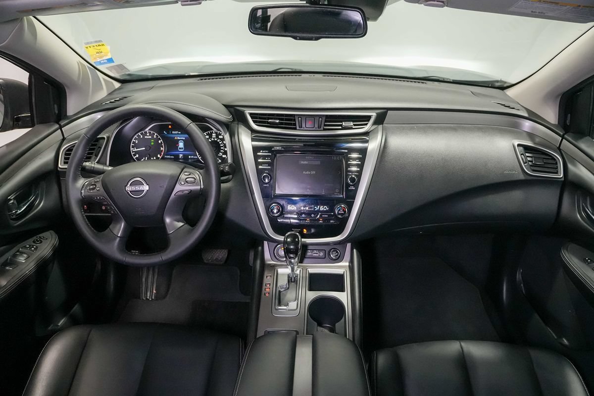 Used 2023 Nissan Murano SV w/ SV Midnight Edition Package FWD image 21