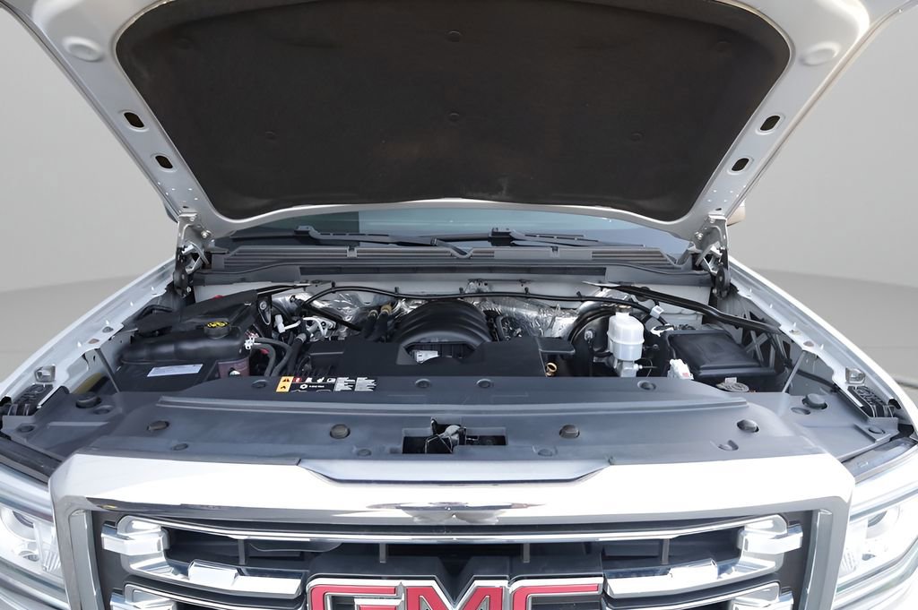 Used 2017 GMC Sierra 1500 SLT w/ SLT Premium Package AWD/4WD image 9