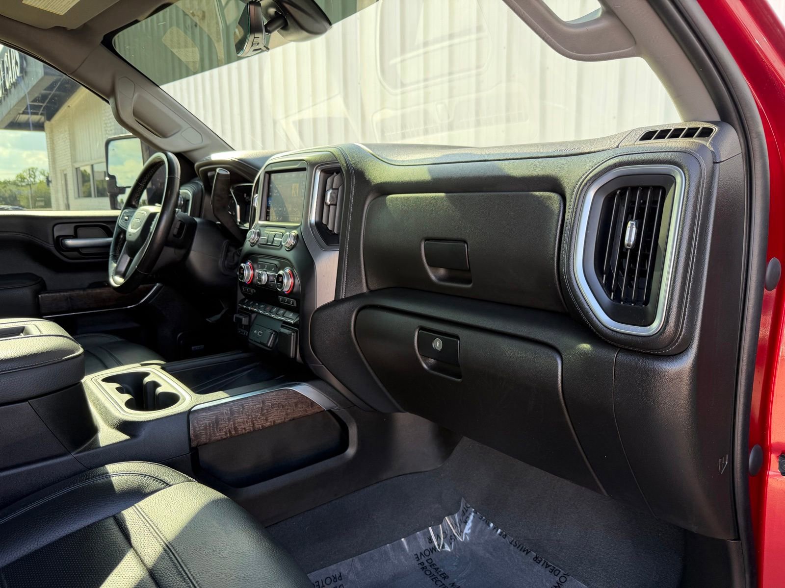 Used 2021 GMC Sierra 2500 Denali w/ Denali Ultimate Package AWD/4WD image 17