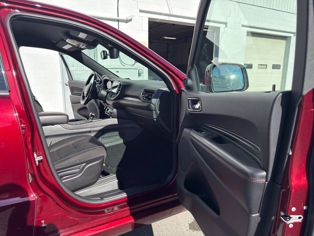 Used 2025 Dodge Durango GT AWD/4WD image 20