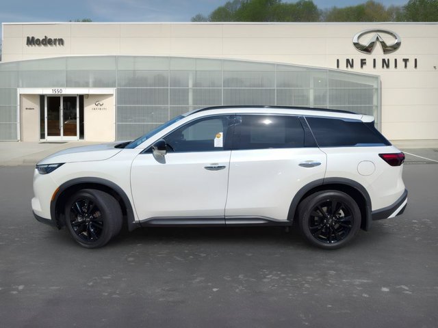 Certified 2025 INFINITI QX60 Luxe w/ Black Edition FWD image 6