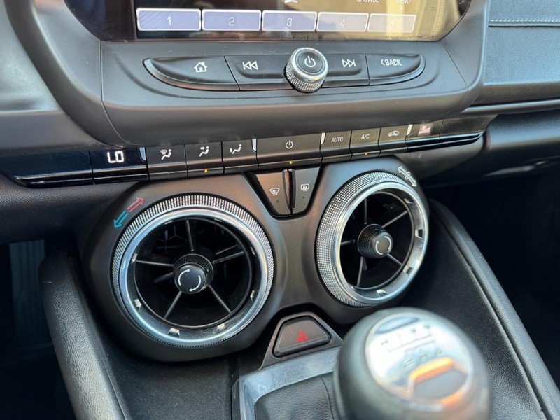 Used 2017 Chevrolet Camaro LT w/ Technology Package image 17