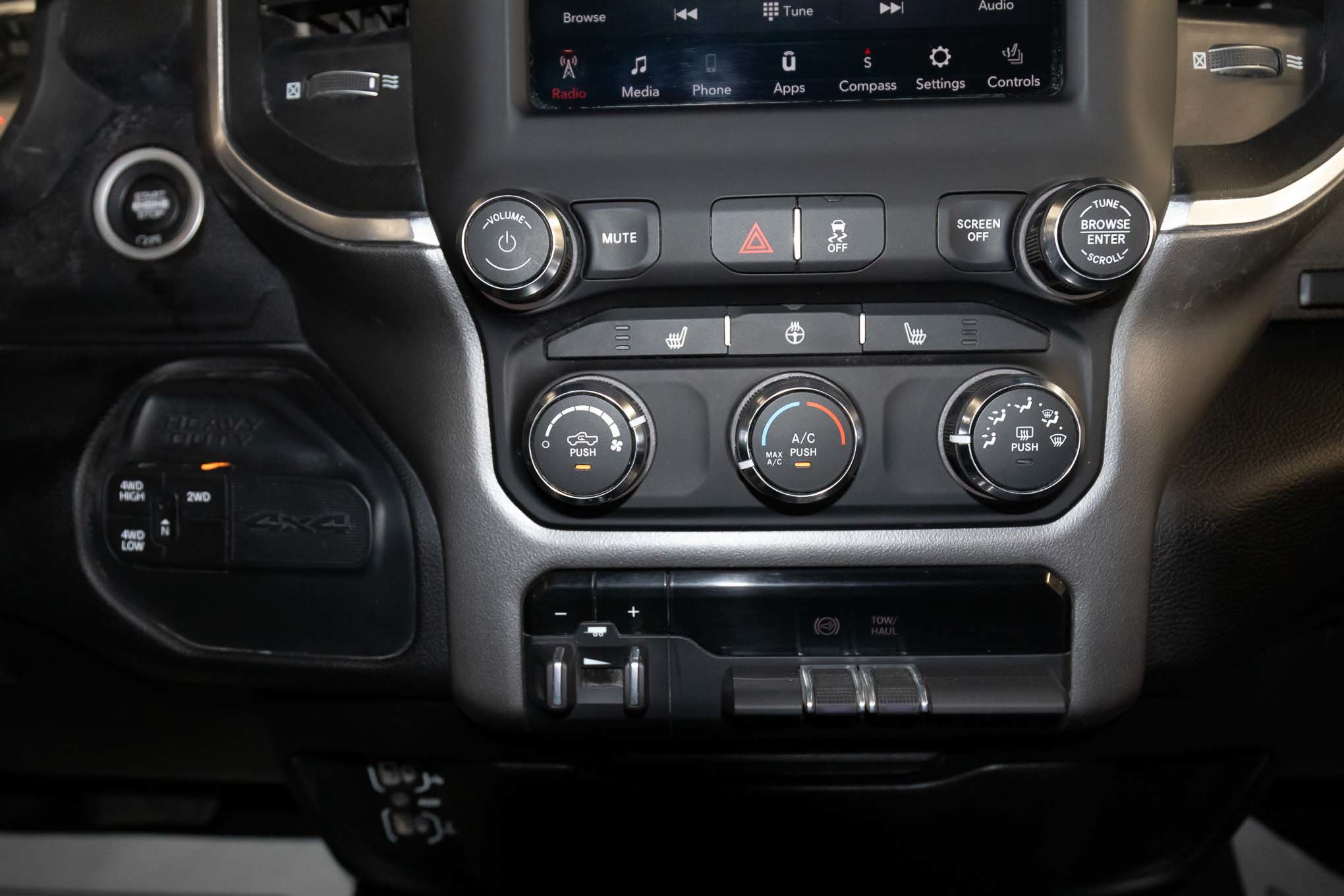 Used 2021 RAM 3500 Big Horn w/ Level 1 Equipment Group AWD/4WD image 24
