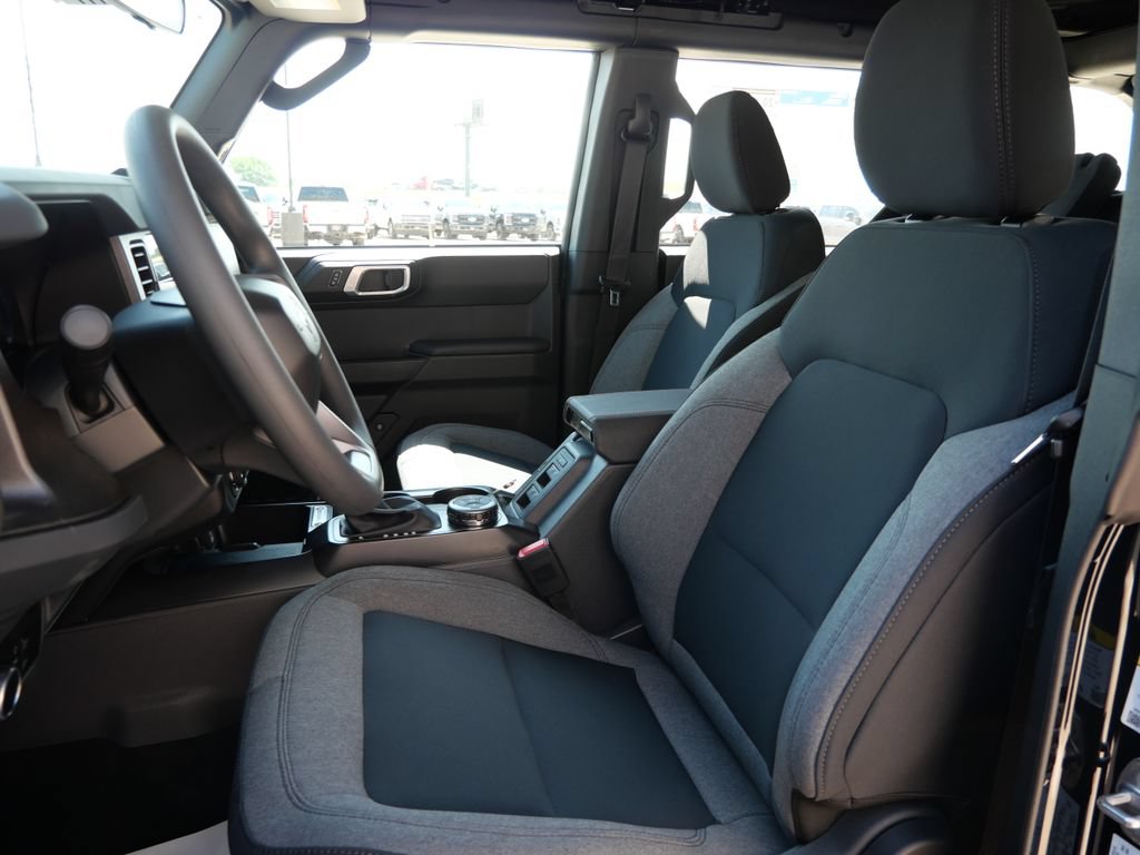 New 2026 Ford Bronco 4-Door AWD/4WD image 15