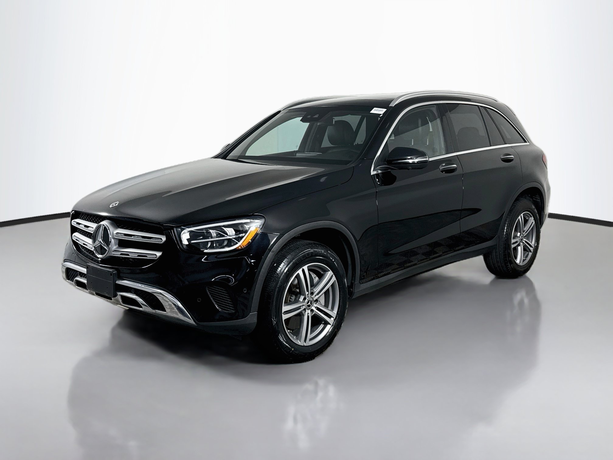 Used 2022 Mercedes-Benz GLC 300 4MATIC image 4