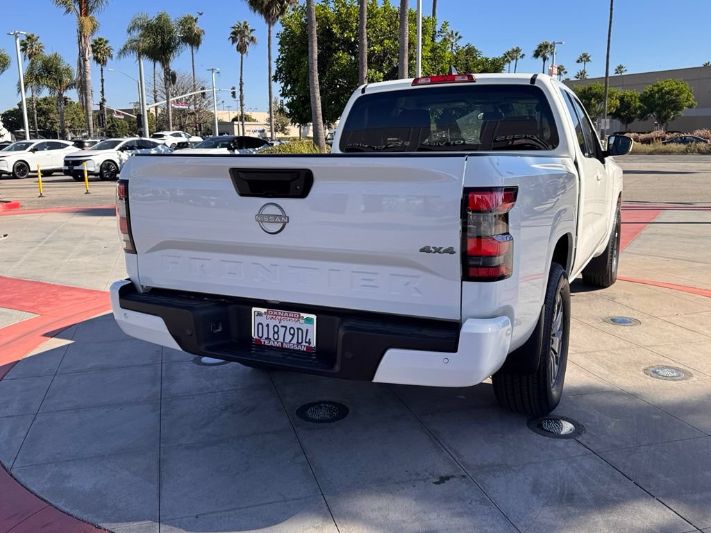 Certified 2025 Nissan Frontier SV AWD/4WD image 8
