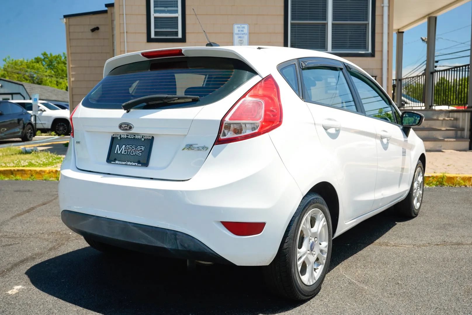 Used 2016 Ford Fiesta SE FWD image 5
