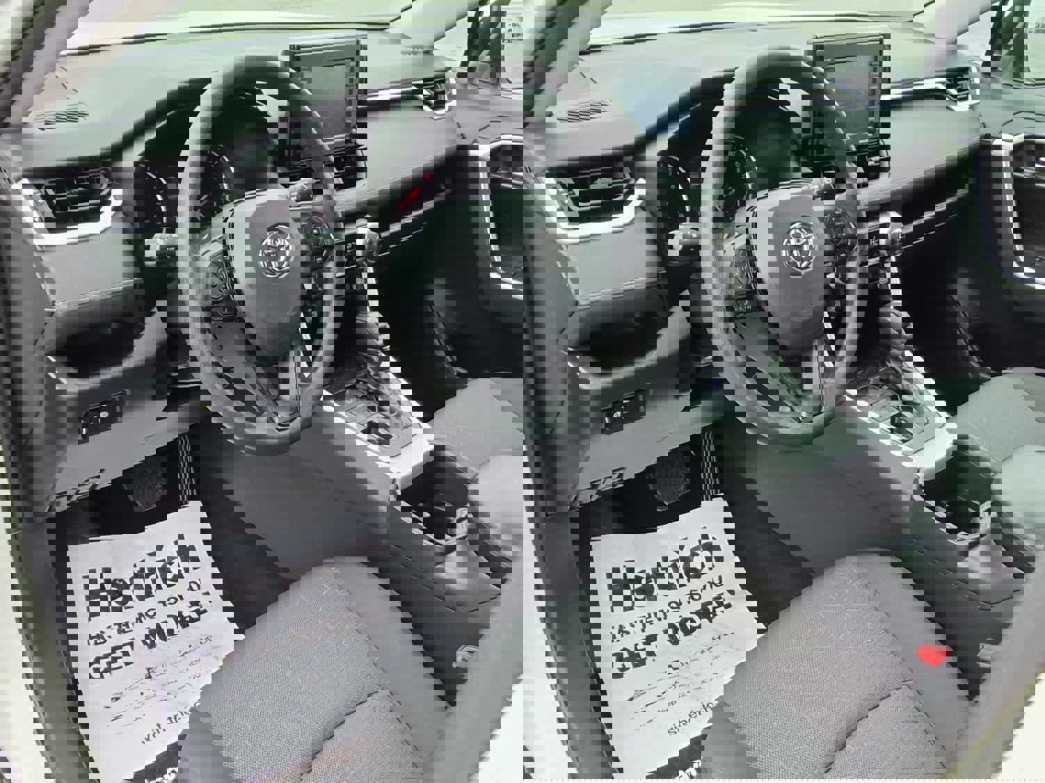 Used 2022 Toyota RAV4 XLE image 11