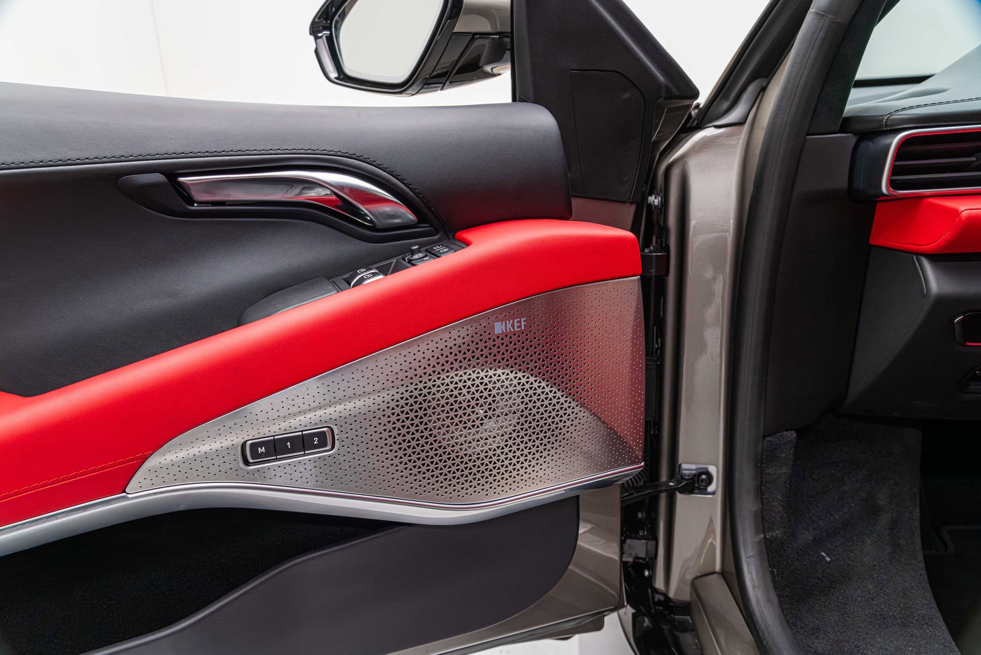 Used 2025 Lotus Emira RWD image 25