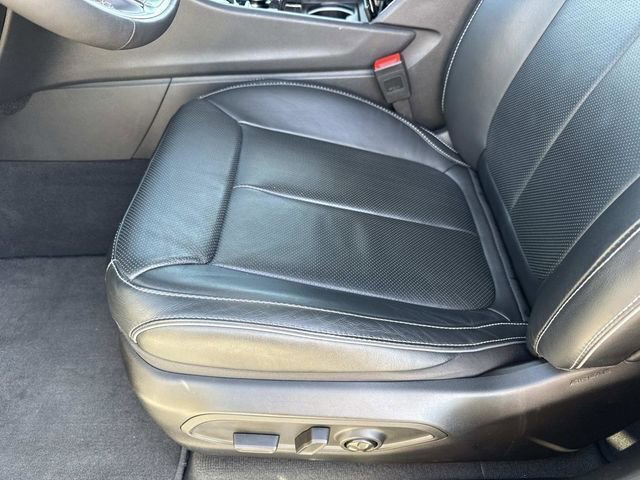 Used 2024 Jeep Grand Cherokee Overland w/ Trailer Tow Package image 19