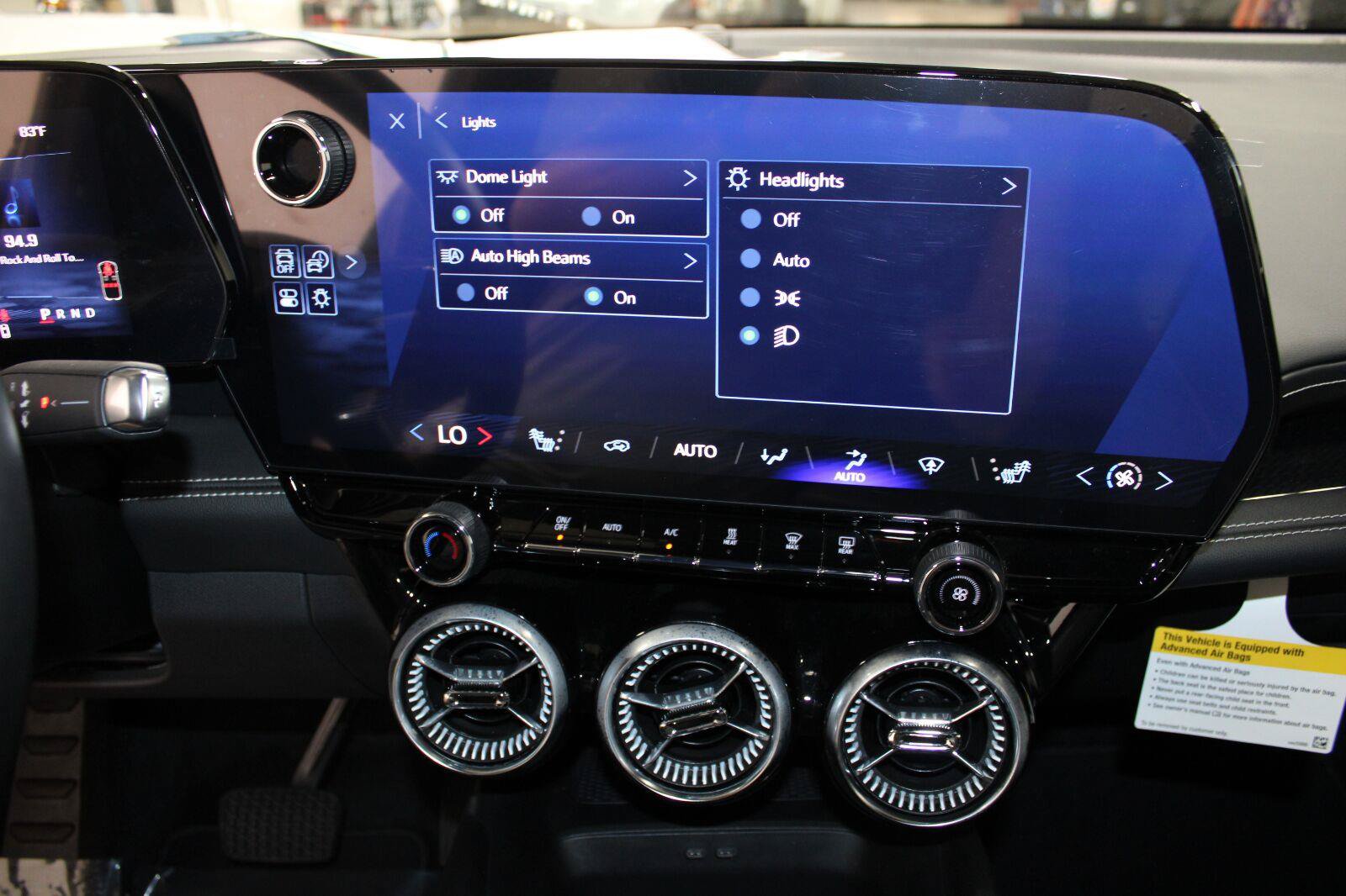Certified 2024 Chevrolet Blazer EV LT AWD/4WD image 33
