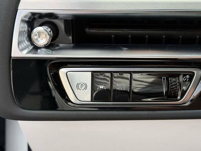 New 2025 Cadillac Lyriq Luxury image 20