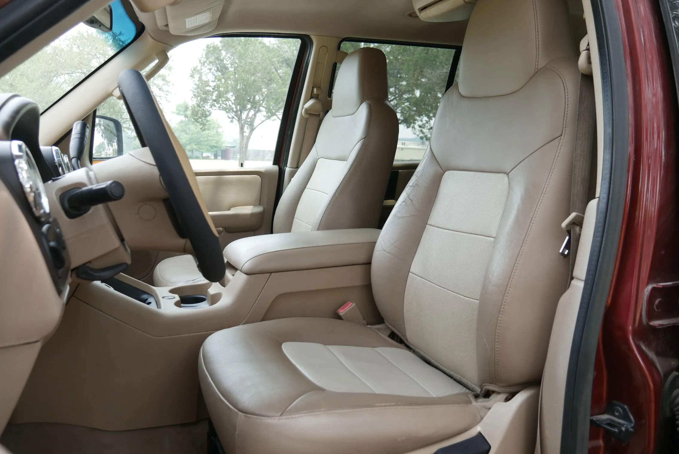 Used 2006 Ford Expedition Eddie Bauer RWD image 12