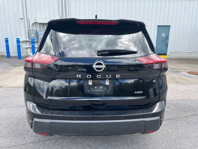 Used 2025 Nissan Rogue SV AWD/4WD image 7