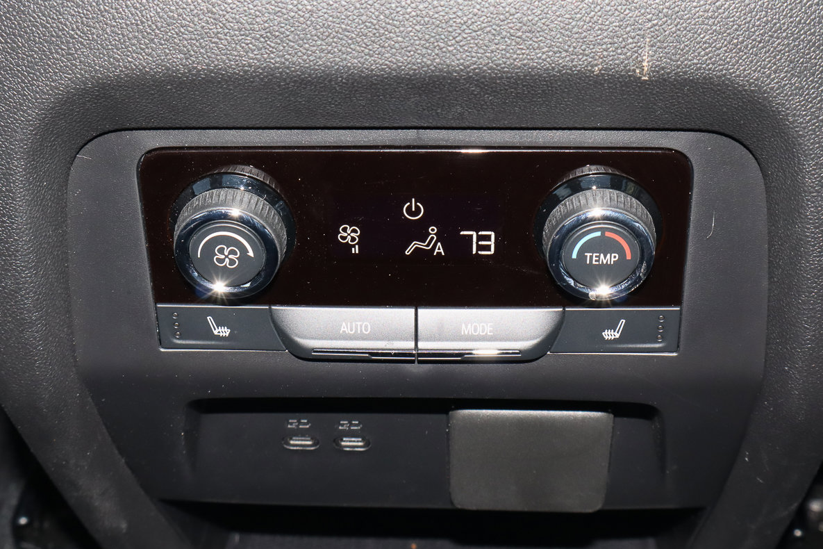 Used 2025 Chevrolet Traverse RS w/ LPO, Floor Liner Package image 22