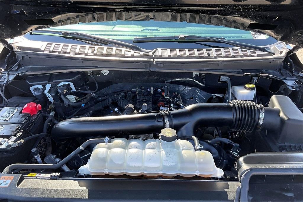 Used 2024 Ford Expedition XLT image 30