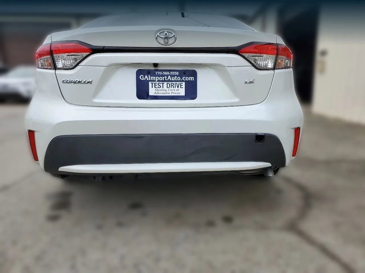 Used 2020 Toyota Corolla LE image 10