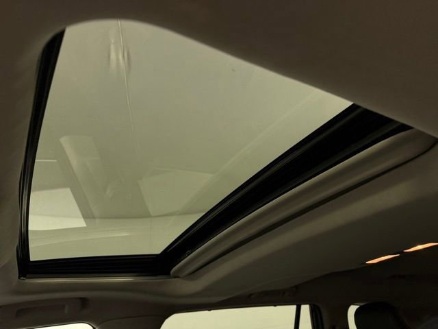 Used 2024 Toyota Highlander XLE image 28