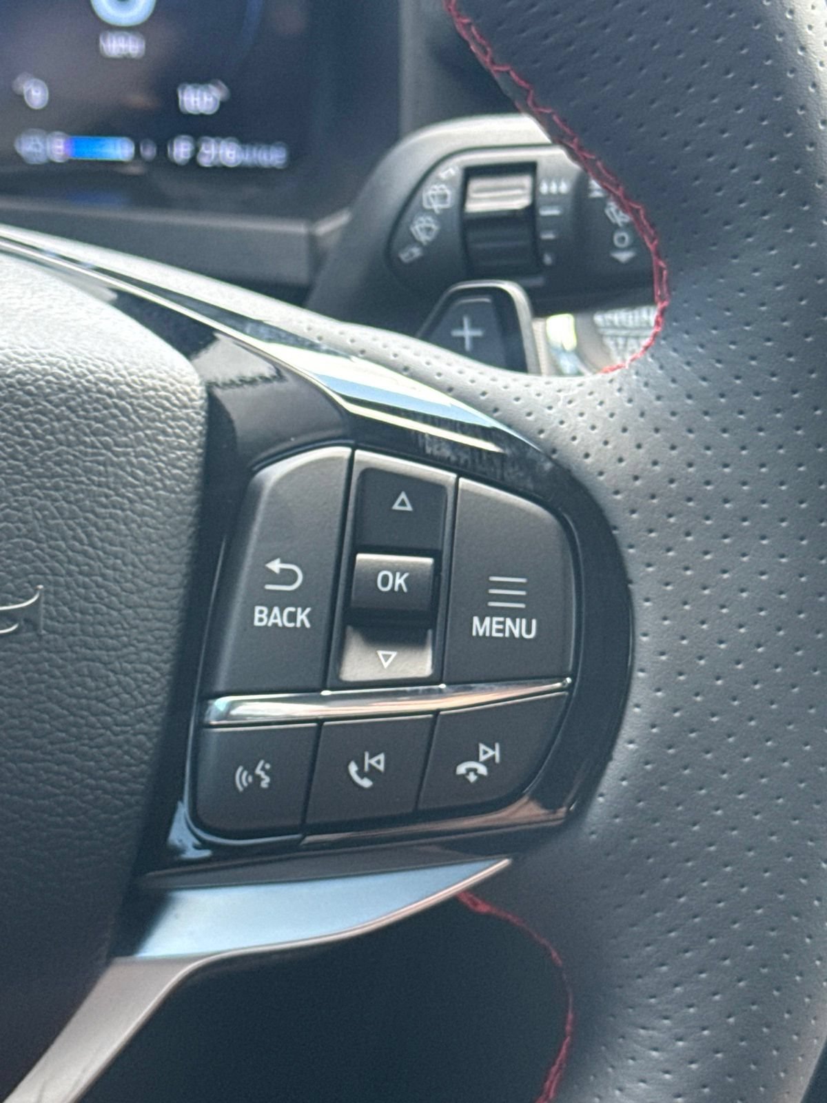 Used 2025 Ford Explorer ST w/ Sun And Sound Package RWD image 24