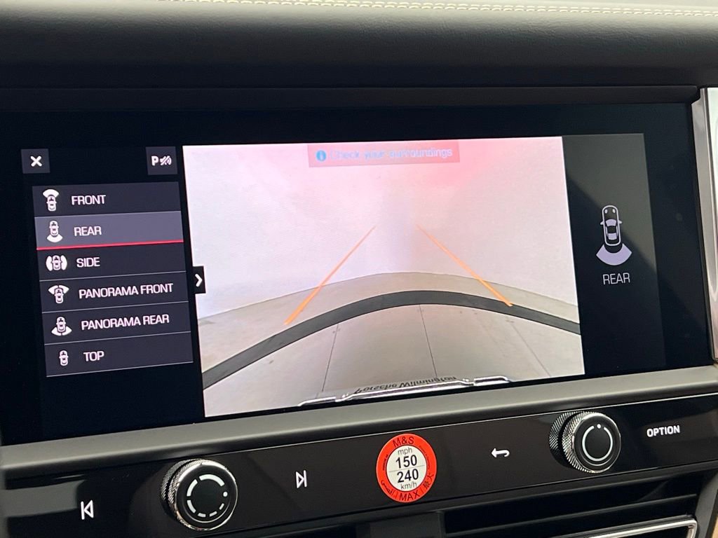 Used 2026 Porsche Macan AWD/4WD image 15