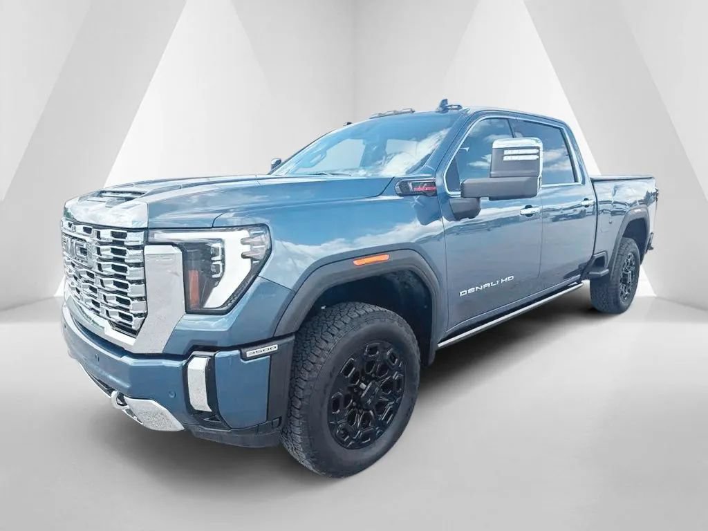 New 2026 GMC Sierra 3500 Denali w/ LPO, Black Badging Package AWD/4WD image 3