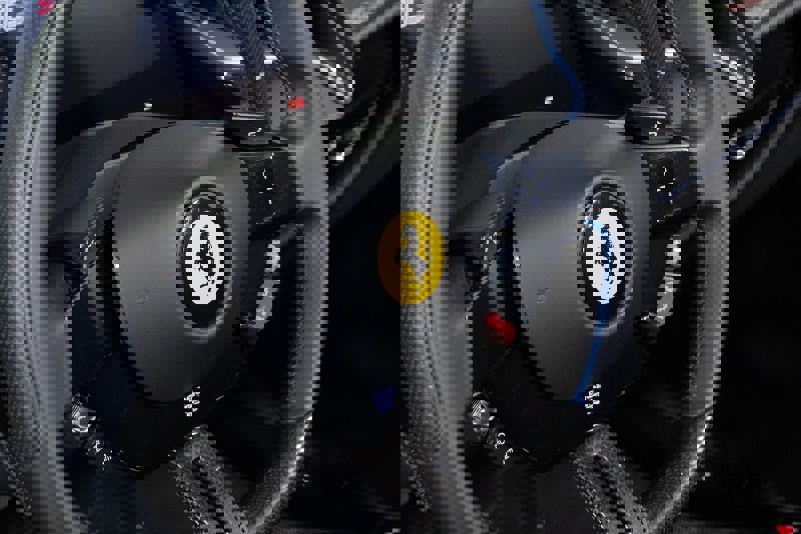 Used 2022 Ferrari SF90 Spider image 25