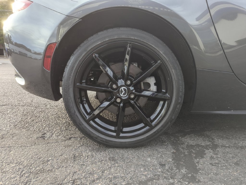 Used 2021 MAZDA MX-5 Miata RF Club RWD image 42