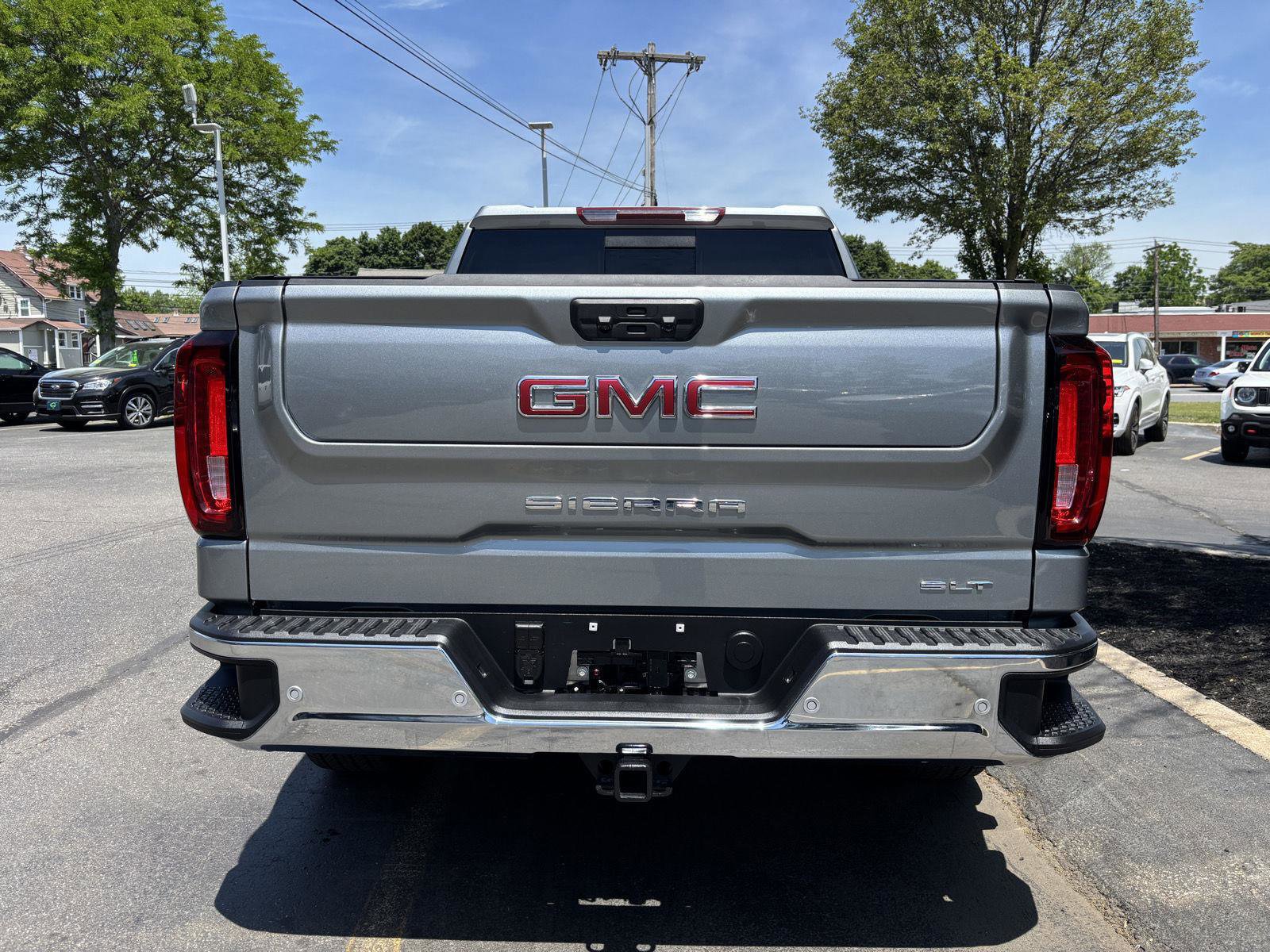 Used 2026 GMC Sierra 1500 SLT w/ SLT Premium Plus Package AWD/4WD image 5