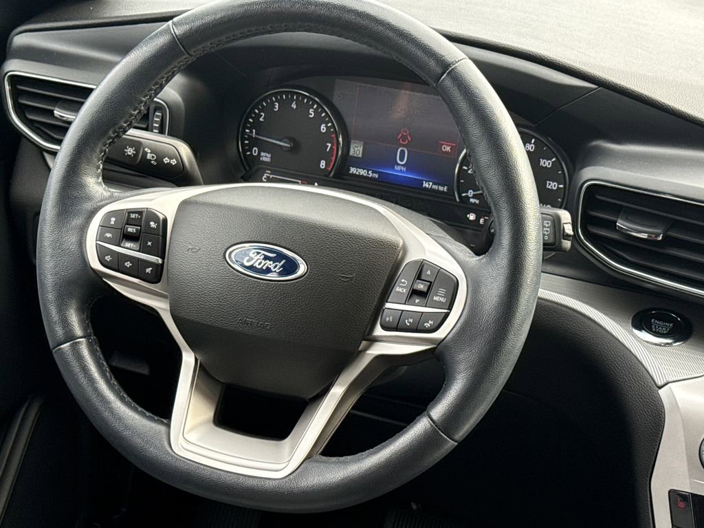 Used 2022 Ford Explorer XLT w/ Equipment Group 202A image 14