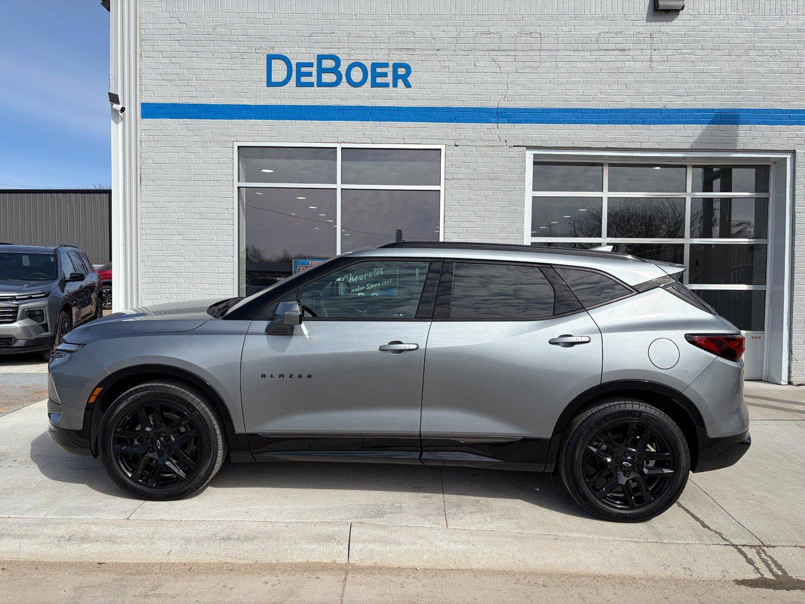 Used 2024 Chevrolet Blazer RS w/ Driver Confidence II Package AWD/4WD image 2