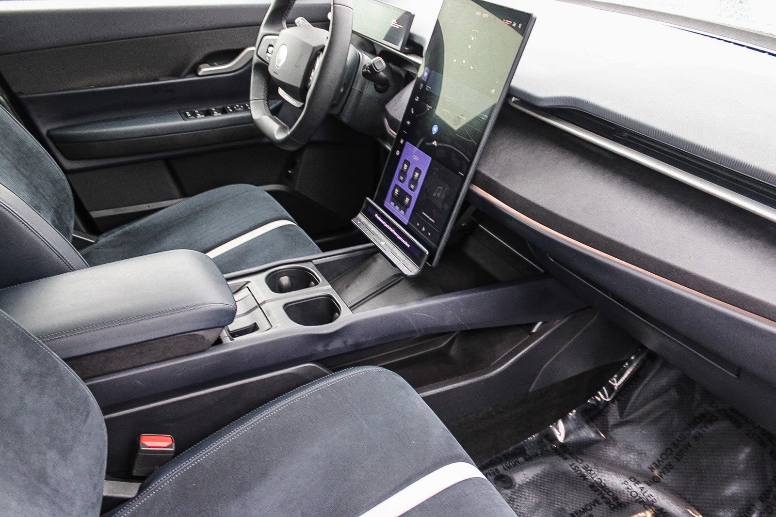 Used 2023 Fisker Ocean One image 17