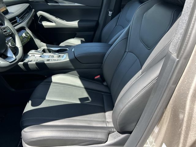 Certified 2026 INFINITI QX60 Luxe w/ Cargo Package AWD/4WD image 16